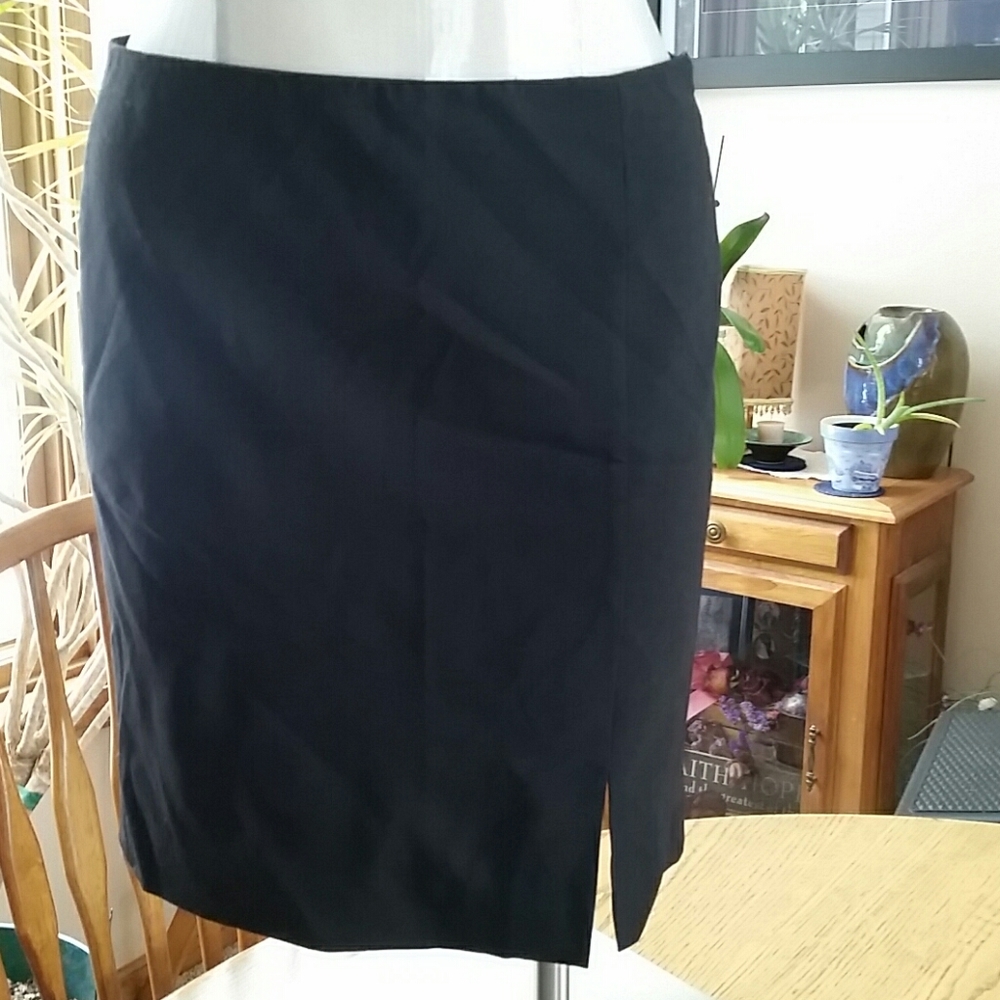 Black skirt